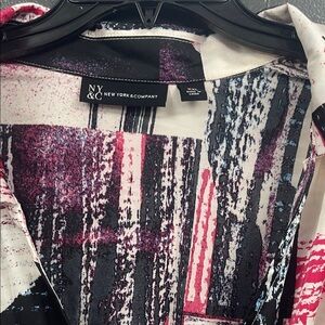 New York & Company Multicolor Graphic Blouse